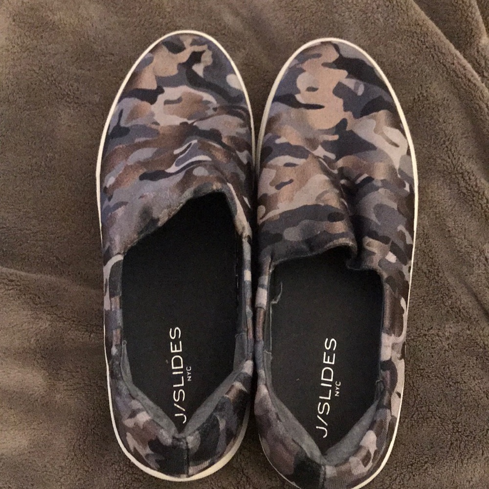 Camo slides